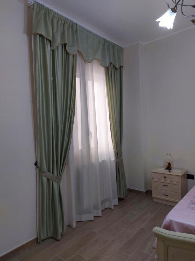 Casa Da Flo' Villa เอากุสตา ภายนอก รูปภาพ
